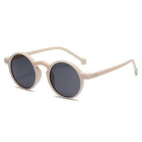 Óculos de Sol Romenzi Miami RZ690 em detalhe, modelo sofisticado inspirado em Miami que garante conforto, durabilidade e proteção solar com muito estilo.