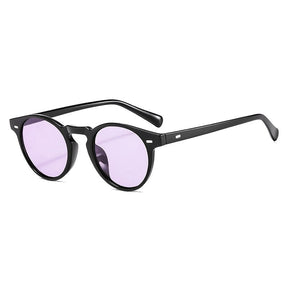 Óculos de Sol Romenzi Sydney RZ696 em detalhe, modelo contemporâneo com lentes escuras UV400 que oferecem conforto, proteção solar e estilo sofisticado.