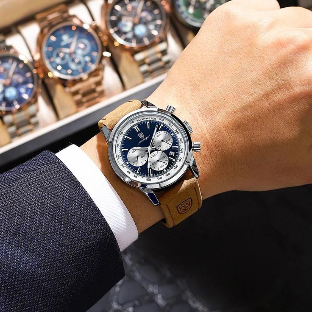 Relógio Masculino com Pulseira de Couro Romenzi RZ698, design sofisticado e versátil, mecanismo de quartzo preciso e resistência à água para o dia a dia.