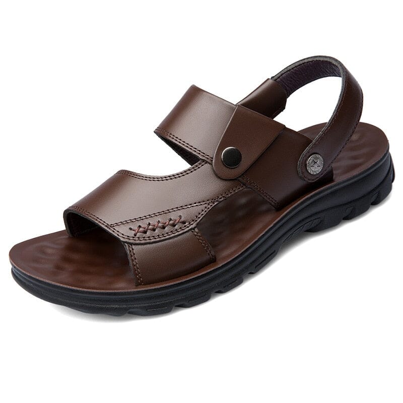 Sandália Masculina Mancherster Romenzi RZ511 feita em materiais premium, com design contemporâneo, conforto e elegância para looks versáteis de verão.