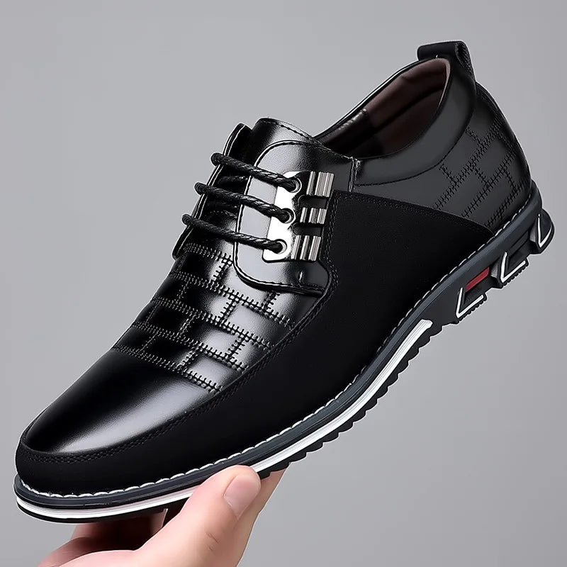Sapatênis Masculino Romenzi RZ445 com design clean, solado flexível e palmilha macia, ideal para estilo e conforto no dia a dia.