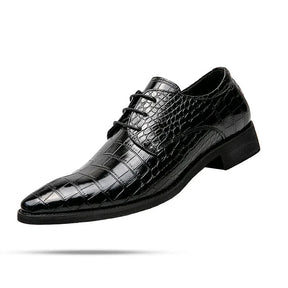 Sapato Masculino Derby em Couro Romenzi RZ352 com cadarço trançado, couro brilhante e plataforma de 3,5 cm. Visual elegante em preto e marrom.