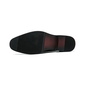 Sapato Masculino Derby Romenzi RZ355 em couro brilhante com plataforma de 3 cm e cadarço trançado. Modelo elegante na cor preta para looks refinados.