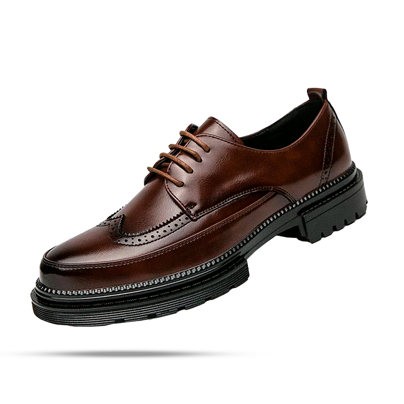Sapato Masculino Derby Romenzi RZ358 em couro fosco com solado tratorado e plataforma de 5 cm. Visual robusto e versátil nas cores preto e marrom