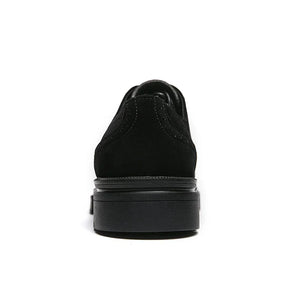 Sapato Masculino Derby Romenzi RZ360 em camurça com plataforma de 4 cm e solado tratorado. Estilo refinado nas cores preto e marrom