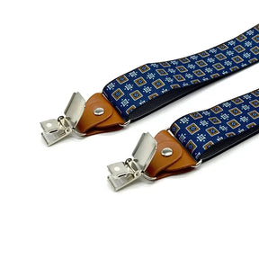 Suspensório Masculino Estampado Romenzi RZ769 fotografado em detalhe, acessório elegante e resistente que completa o look masculino com sofisticação e personalidade.