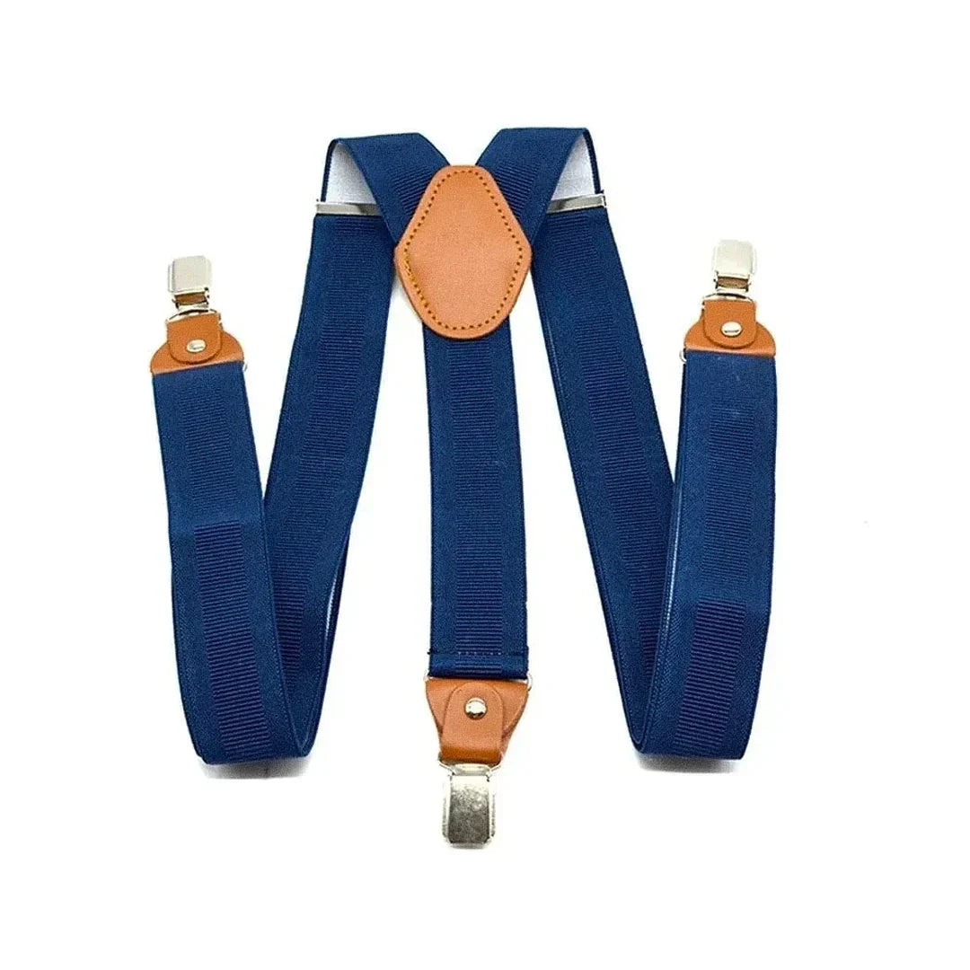 Suspensório Masculino Romenzi RZ770 em detalhe, acessório elegante, versátil e resistente que garante ajuste impecável e transforma o look masculino com estilo.