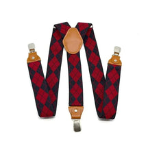 Suspensório Masculino Xadrez Romenzi RZ774 com design sofisticado, ajuste confortável e materiais de alta qualidade que garantem elegância e durabilidade.