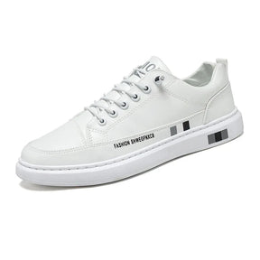 Tênis Masculino de Couro Fashion Romenzi RZ331, couro premium, design exclusivo, costura reforçada e sola antiderrapante para estilo e segurança.