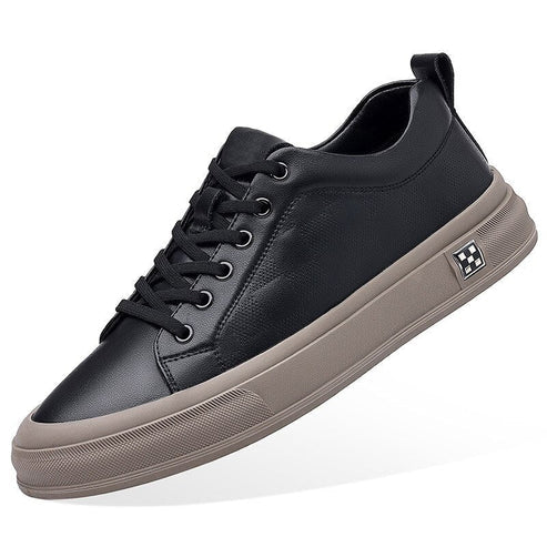 Tênis Masculino em Couro Romenzi RZ405 com acabamento premium, sola reta, detalhes minimalistas e ajuste confortável para estilo moderno e versátil.