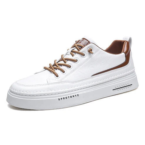 Tênis Masculino Romenzi RZ374 em microfibra com cadarço, sola de borracha e palmilha em E.V.A. Ideal para estilo casual com conforto.