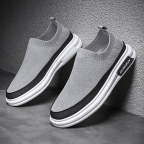 Tênis Masculino Romenzi RZ379 em malha respirável com sola antiderrapante, ideal para estilos variados e uso prolongado com conforto