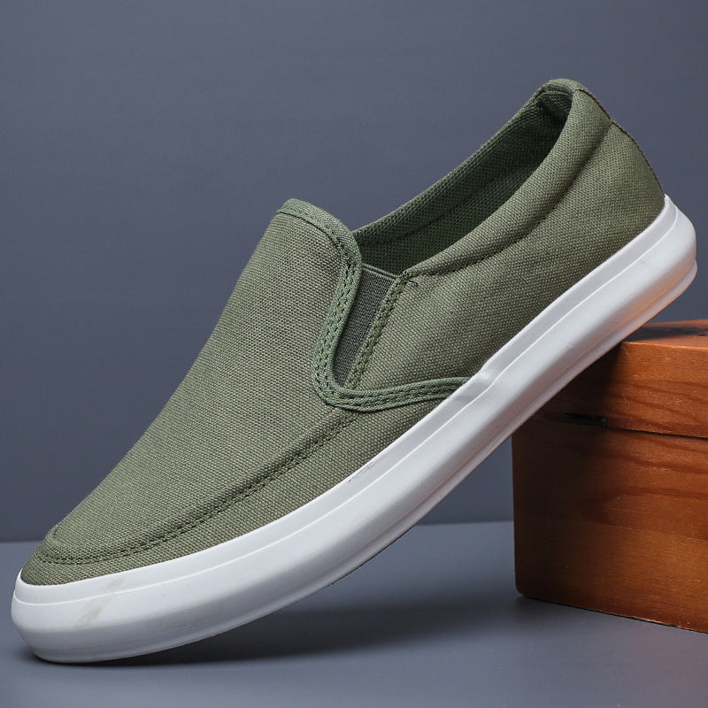 Tênis Masculino Slip On Romenzi RZ406 com tecido de alta densidade, palmilha confortável e design moderno para estilo casual com elegância.