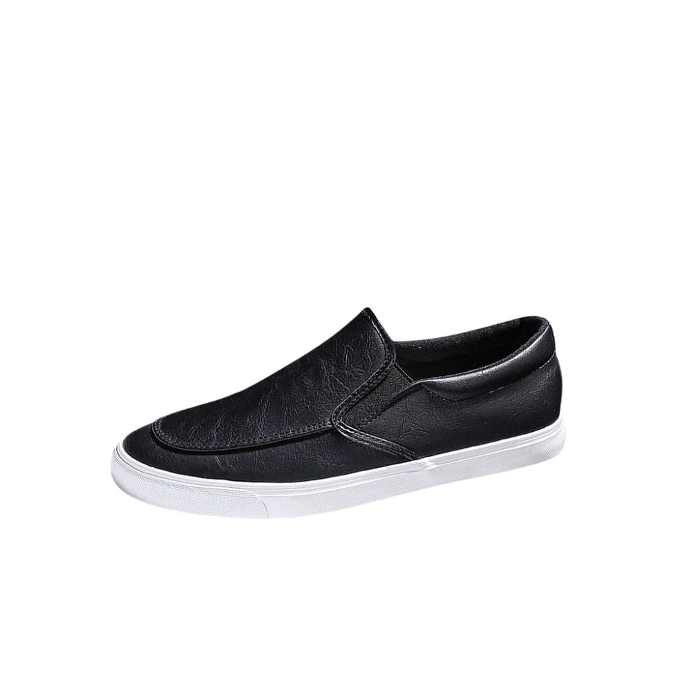 Tênis Slip On Sienne Romenzi RZ438 da Romenzi em destaque, ideal para uso diário, com visual elegante, solado confortável e acabamento refinado.